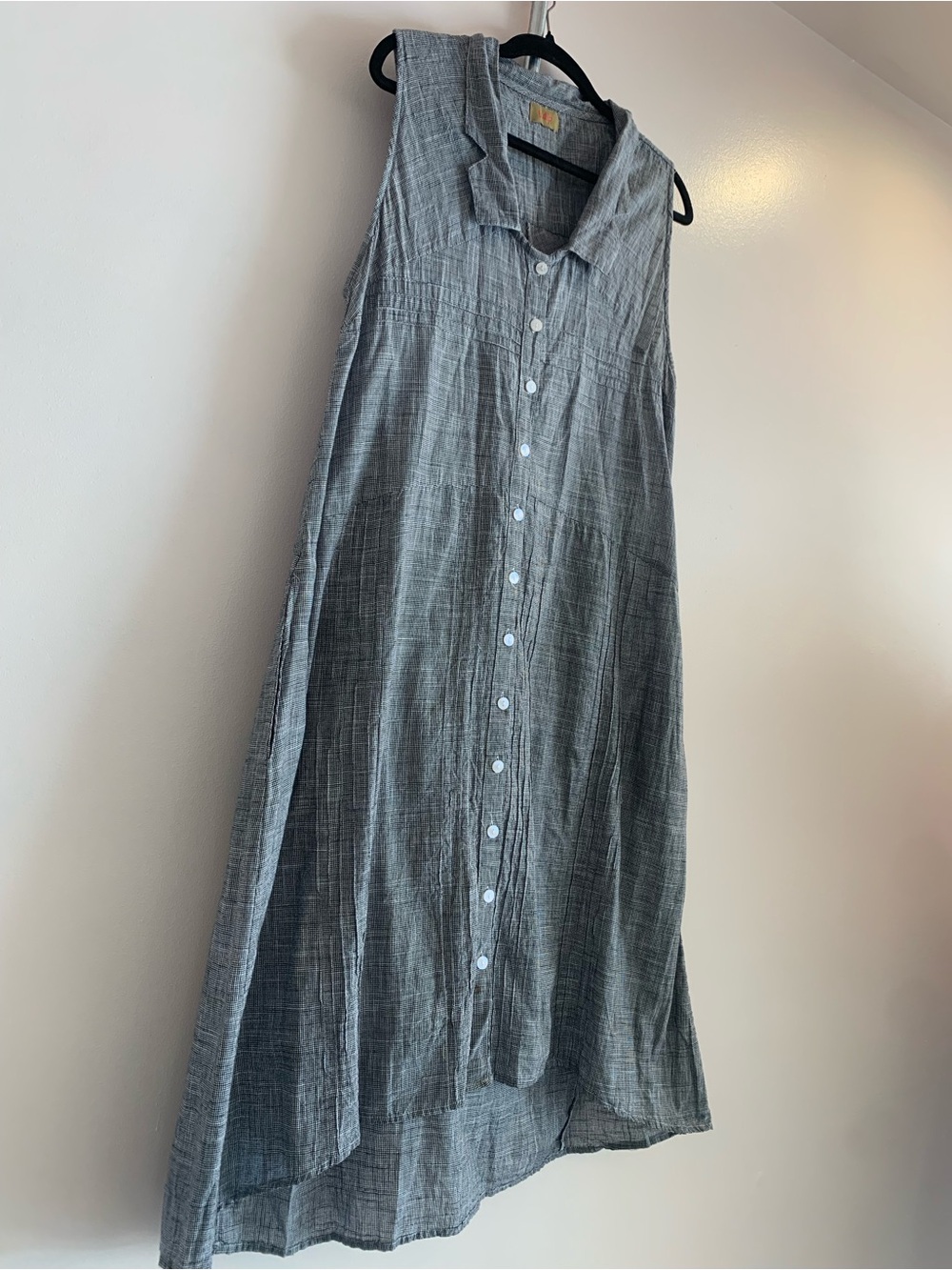 Sleeveless Button-Front Midi Dress in Gray